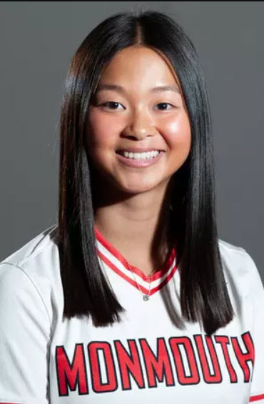 Lillian Hucke, Monmouth College Class of 2024